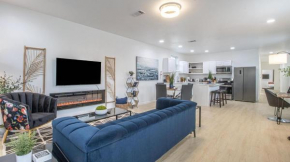 Vibrant Blue Luxury Apartment 2316